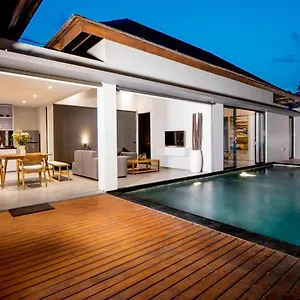 Dedayuh Villa Seminyak